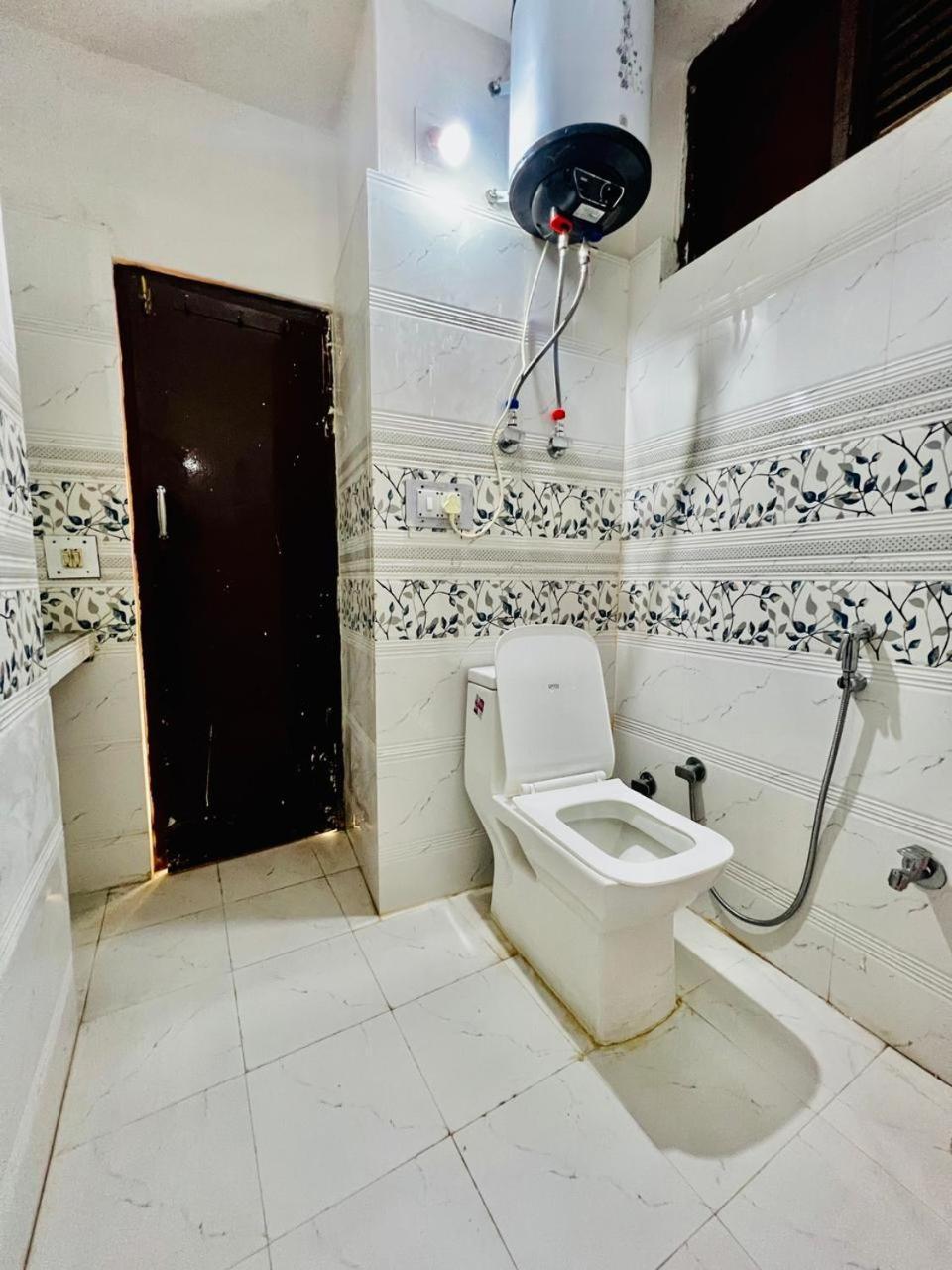 Hotel Gilbert Mountain View Manali  Exterior photo