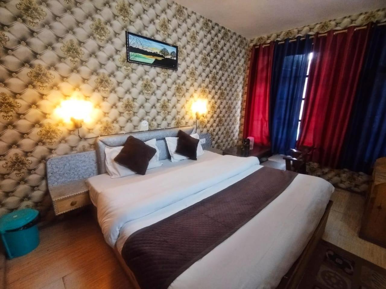 Hotel Gilbert Mountain View Manali  Exterior photo